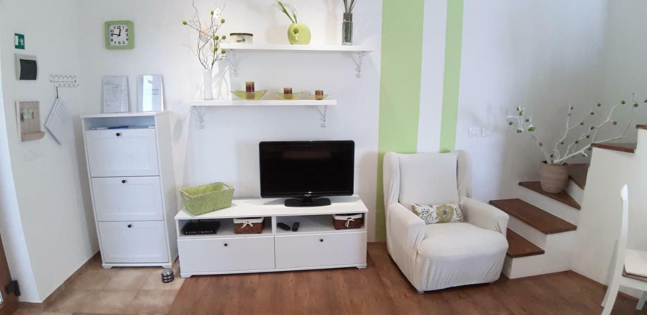 Apartments Demori Galižana Extérieur photo